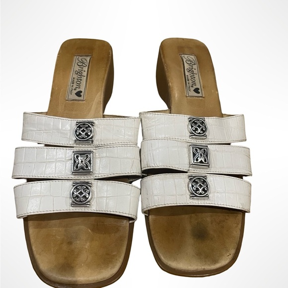 Brandy Brighton White Sandals with silver Embellishments - Picture 1 of 4